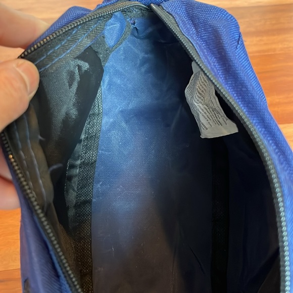 Small Pouch - Utility, Toiletries, Travel - Picture 8 of 11